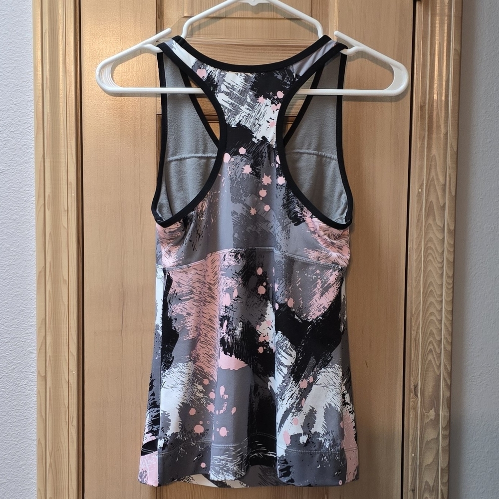 XERSION Top Small Black Pink Grey Racerback Sleeveless Workout Tank Women's - Picture 2 of 3